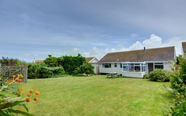 Holiday Home Crescent