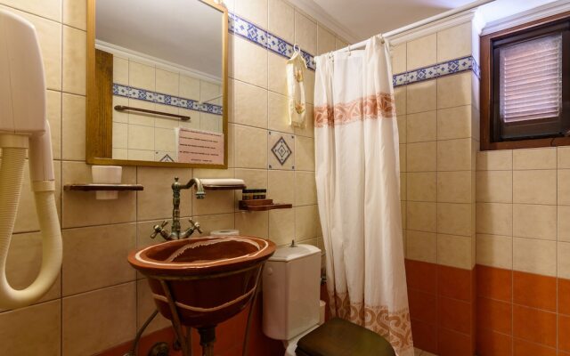 Eros Home, Perfect Location, Panoramic Sea View