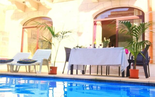 Blue Holiday Ramla