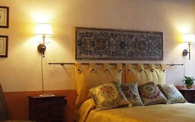 Il Mascherone Bed  Breakfast