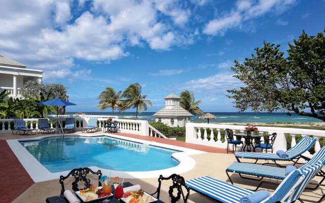 Half Moon Hotel