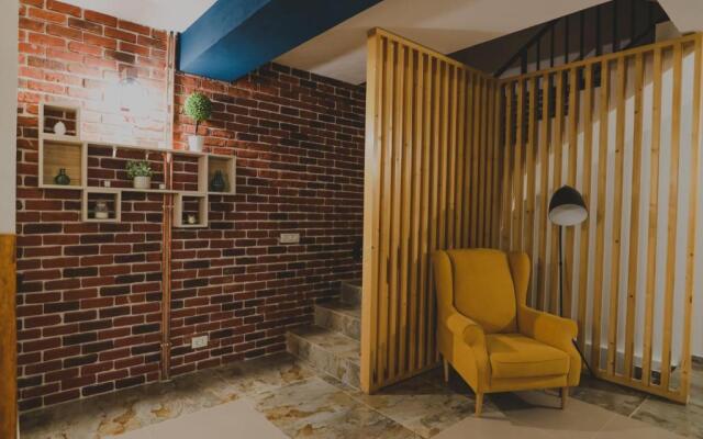 Altitude Guest House Ranca