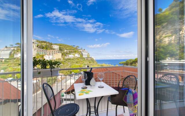 Luxury home with sea-view