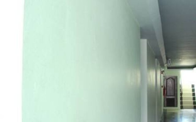 The Green Residence: Rama 9