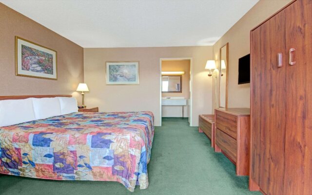 Knights Inn Wheeling