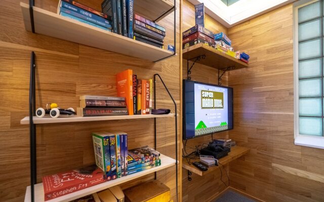 Time Hostel & Apartments
