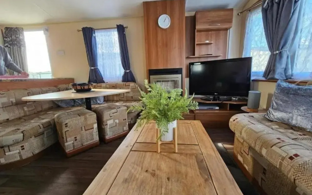 Lovely 3 bed With Balcony and Ramp