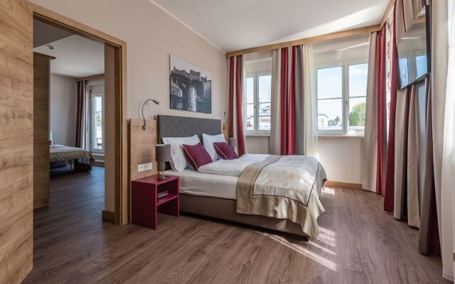 Hotel Max 70