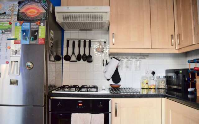 Spacious 2 Bedroom Flat In Acton