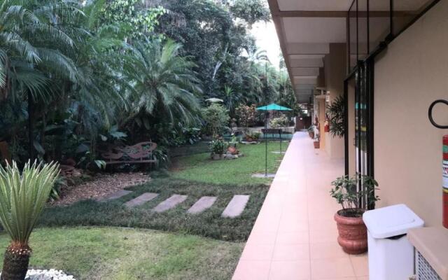 Flat Amarilis Riviera de São Lourenço - Flat Lindo com Varanda