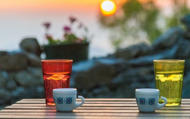 The Old Pomegranate House - Sea View - AC - Wifi - SAT TV