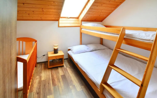 Apartment in Sianozety Near Sandy Beach