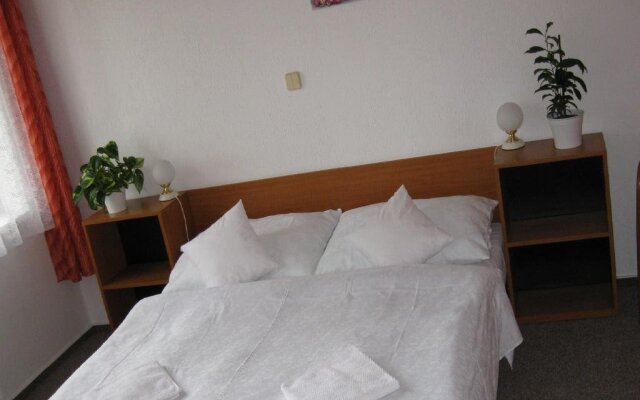 Hotel Amos