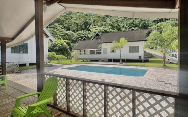 Tiare - Faaroa Bay Villa
