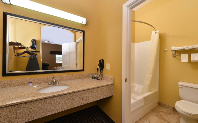 Americas Best Value Inn Tupelo