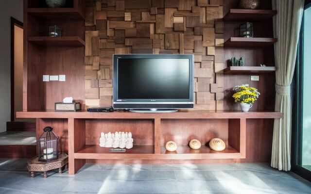 Baan Pinya Balinese Style Aonang Pool Villa