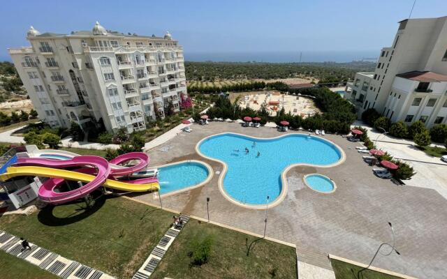 watercastle suits