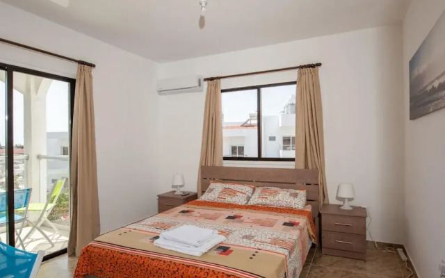 00 HA - HA De Co B in Ayia Napa