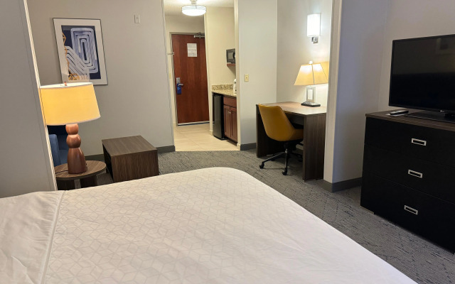 Holiday Inn Express Hotel & Suites St. Paul-Woodbury by IHG