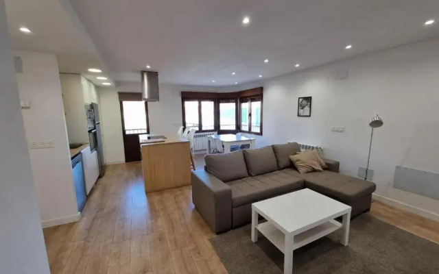 102A Apartamento moderno 2 habitaciones