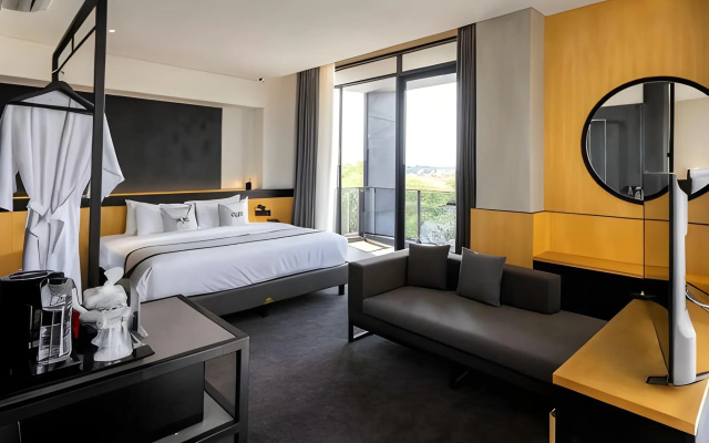 Mahima Hotel – Guest Rooms – Semarang