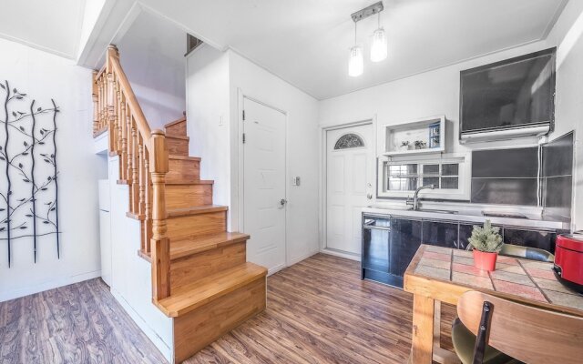 Ganghwa Edenjungwon Pension