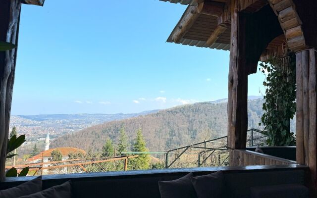 Menzara Hotel & Restaurant