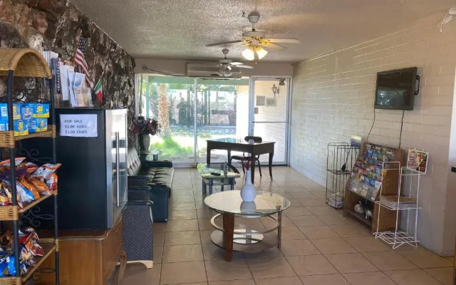 OYO Hotel Yuma AZ Desert Grove