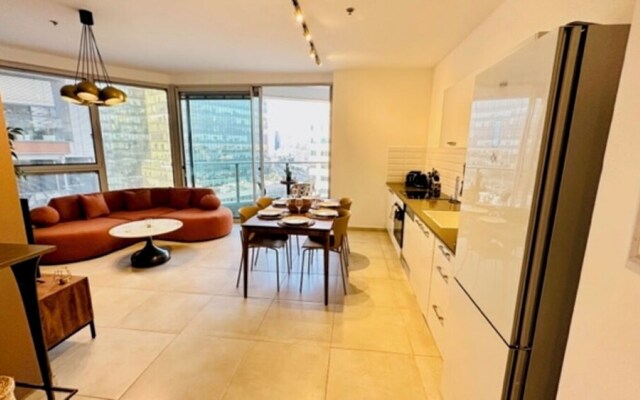 Gindi Tower APT - By Beach Apartments TLV
