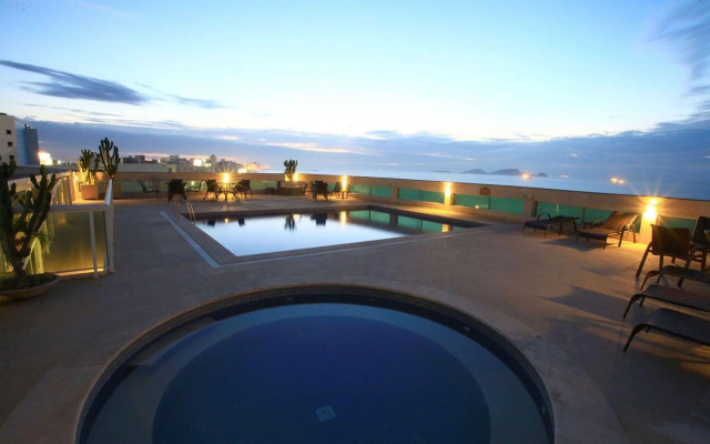 Royal Macaé Palace Hotel