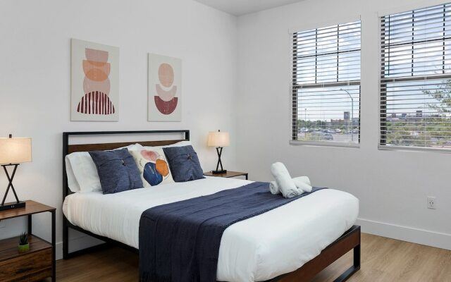 TWO CozySuites Apartment DowntownChandler