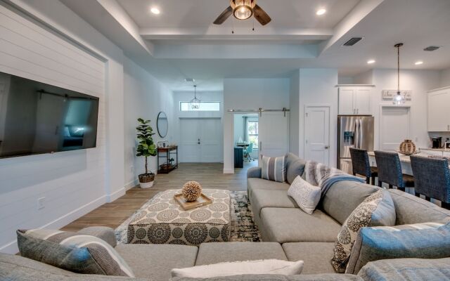 House Terrace Breeze