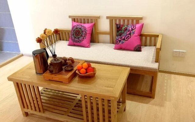Charming Heart Inn