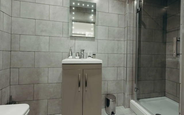 Halifax House Apartments