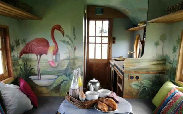 La Roulotte des Grillots