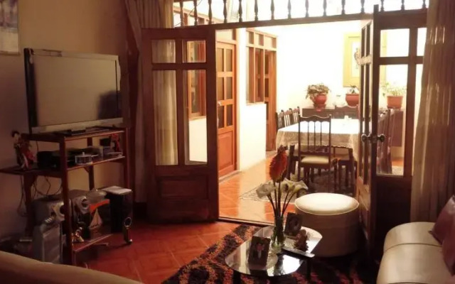 Haritos Guest House