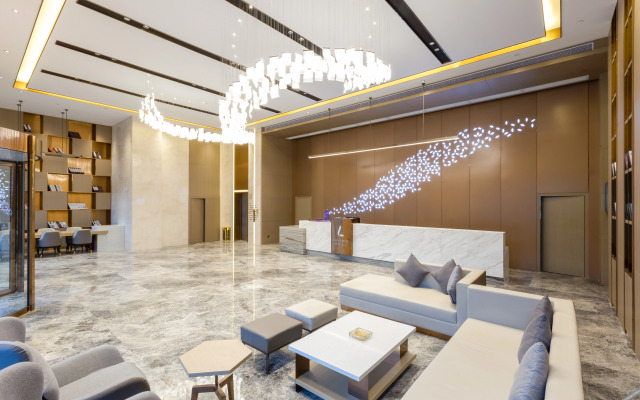 Lavande Hotel (Dongguan Dalang Huawei Songshan Lake Vientiane Hui Branch)