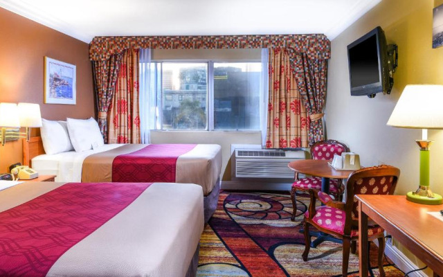 Long Beach Inn