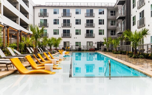 Stayovr At Trinity Groves