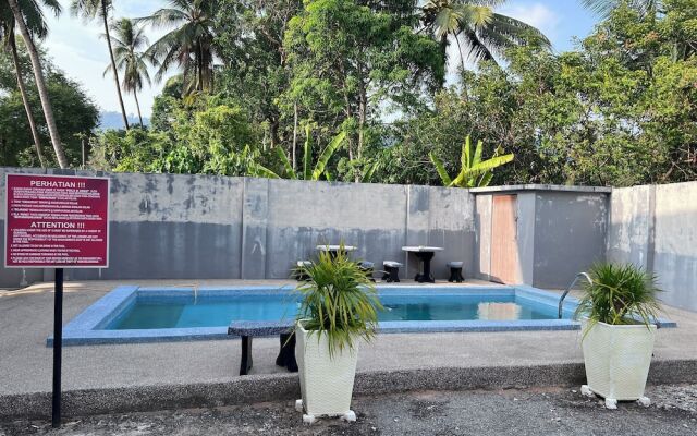 OYO 90967 Homestay Chalet Warisan Siti