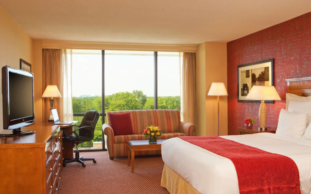 Grand Resort Hotel - Mt Laurel - Philadelphia