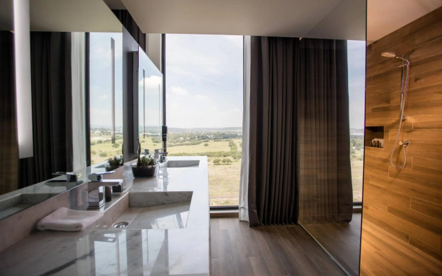 AC Hotel by Marriott Queretaro Antea