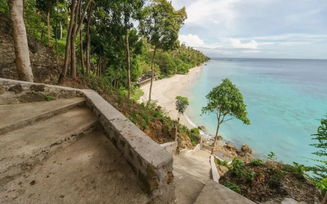 RedDoorz Syariah @ Sumur Tiga Beach Sabang