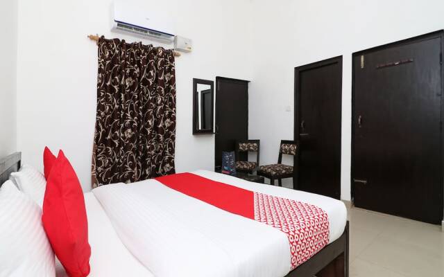 OYO 13626 hillway Guest house