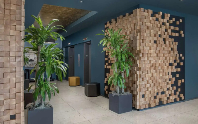 The Troubadour Hotel New Orleans