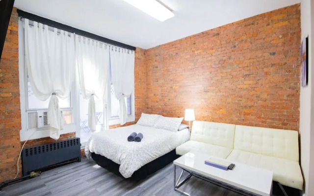 Macy Empire Apartments