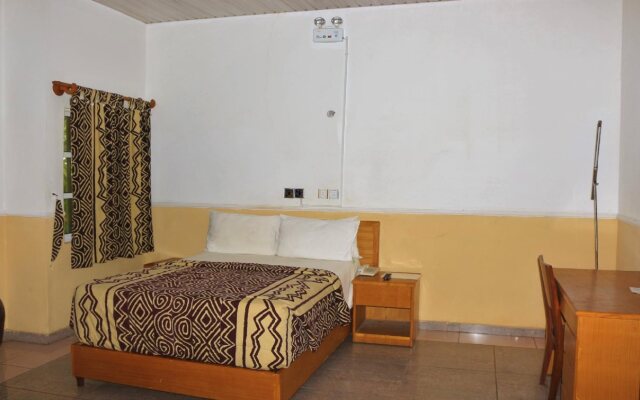 Jacaranda Suites