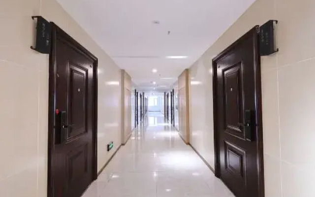 Rooftop Homestay (Yanji Yanbian University West Market Branch)