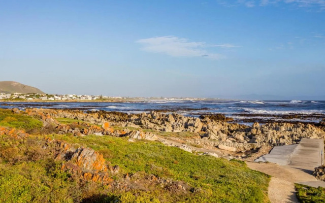 Two Palm House - Vermont