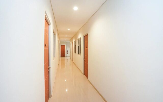 Graha 8 Syariah By OYO Rooms